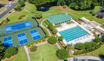 12 Point West Dr, Bluffton, SC 29910