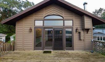 W8076 Eagle Court, Oxford, WI 53952