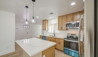 512 E NARRAMORE Ave, Buckeye, AZ 85326