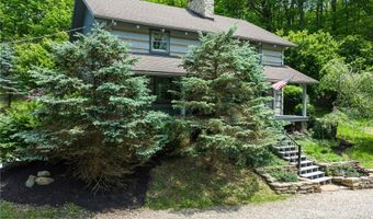 24 McCullough Hill Rd, Amity, PA 15311