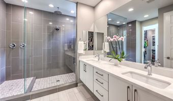 10337 Kesington Dr, Las Vegas, NV 89135