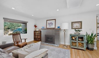 328 Fontana Pl NE, Albuquerque, NM 87108