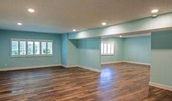 372 Foxboro Dr, Avon, IN 46123