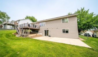 300 10th St NE, Byron, MN 55920