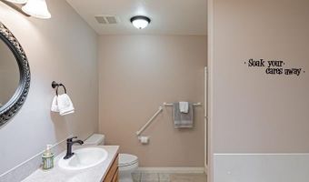 1459 S Windsor Dr, Ammon, ID 83406