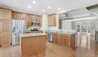 8482 HALLIE ROSE St, Alexandria, VA 22309