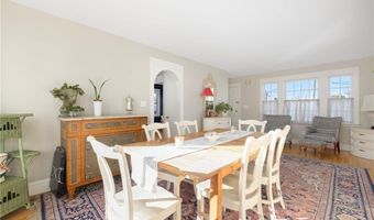 9 White Ter, Middletown, RI 02842