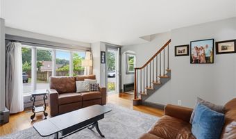29 Harvest Dr, Coventry, RI 02816