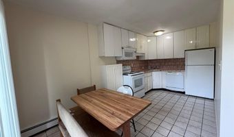 700 Broadway 5, Amityville, NY 11701