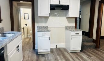 180 S Balch St, Akron, OH 44302