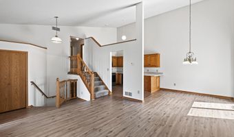 14799 Endicott Way, Apple Valley, MN 55124