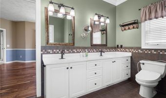 750 Carolina Rd, Aberdeen, NC 28315