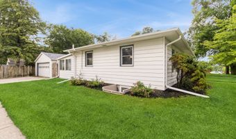 202 S Dakota Ave, Ames, IA 50014