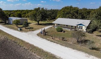 322 Hcr 2320, Abbott, TX 76621