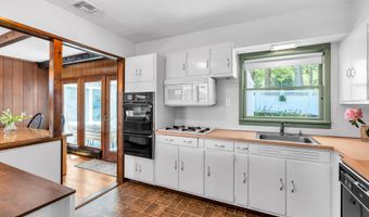 162 Delaware Ave, Atlantic Highlands, NJ 07716