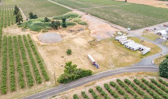 8982 Santiam Loop, Aumsville, OR 97325
