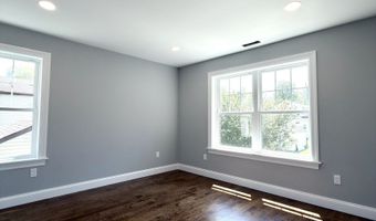 420 Greenwood St, Bridgeport, CT 06606