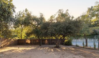 9900 Sunland Blvd, Los Angeles, CA 91040