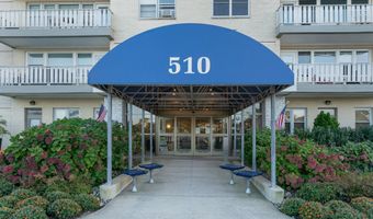 510 Deal Lake Dr 5J, Asbury Park, NJ 07712