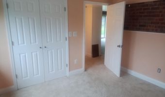 5008 REGINA Dr, Annandale, VA 22003
