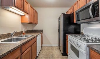 1112 Addington Ln, Ann Arbor, MI 48108