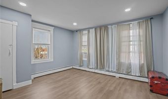 367 Laurel Hill Ave, Cranston, RI 02920