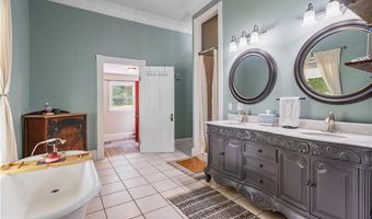 309 Main St, Adairsville, GA 30103