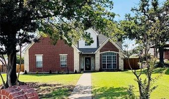 702 John Thomas Dr, Keene, TX 76059
