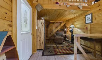 15 N Ridge Rd, Beaver Cove, ME 04441