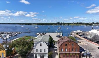 18 State St 6 (2nd Floor East), Bristol, RI 02809
