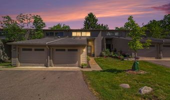 731 Skynob Dr, Ann Arbor, MI 48105