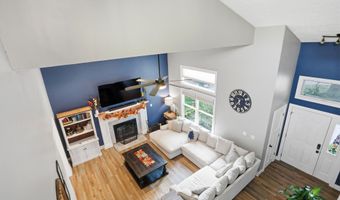 232 Charing Cross Rd, Indianapolis, IN 46217