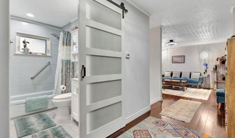 832 N Park St, Anchorage, AK 99508
