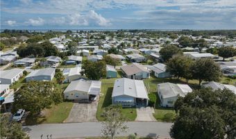 610 Wedelia Dr, Barefoot Bay, FL 32976