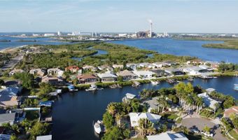 6612 BLACKFIN Way, Apollo Beach, FL 33572