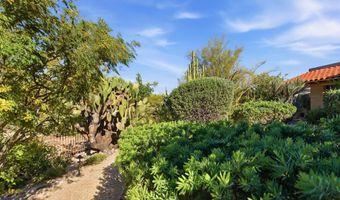 8944 E LAZYWOOD Pl, Carefree, AZ 85377