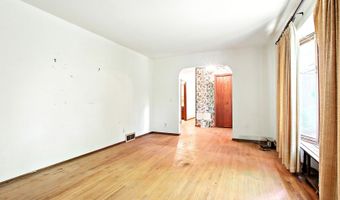 24952 W Island Dr, Antioch, IL 60002