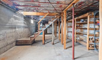 525 7th St, Altavista, VA 24517