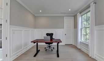 516 Founders Dr E, Alpharetta, GA 30004