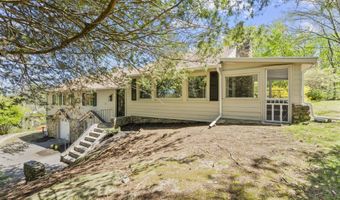 67 Obtuse Hill Rd, Brookfield, CT 06804