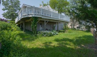 301 Compass Ave, Beachwood, NJ 08722