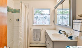 2487 S 6th St, Allentown, PA 18103