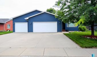 712 S 7th Ave, Brandon, SD 57005