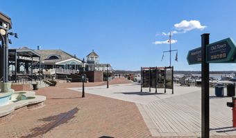 811 GIBBON St, Alexandria, VA 22314