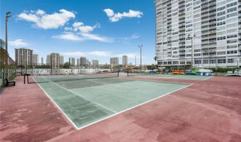 2750 NE 183rd St 504, Aventura, FL 33160