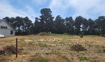 845 ROGERS Pl, Bandon, OR 97411