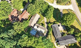 615 Glen Eden Ct, Aurora, OH 44202