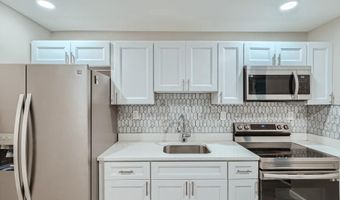1324 W PRATT St, Baltimore, MD 21223