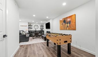 5 Dunvegan Ln, Bella Vista, AR 72715