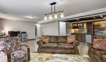 312 Brookshire Ct, Altoona, WI 54720
